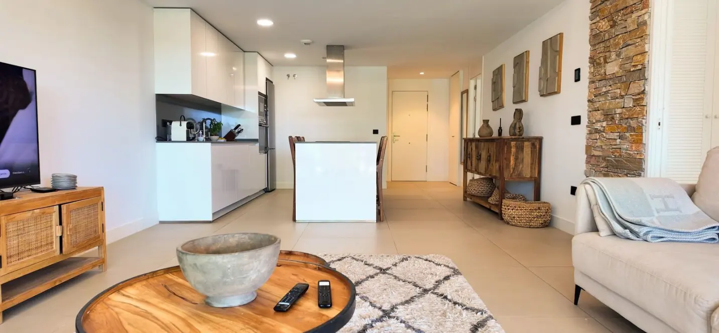 Sale of ground floor apartment in Estepona 3
