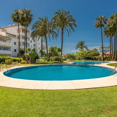 Venta de apartamento en planta media en Atalaya
