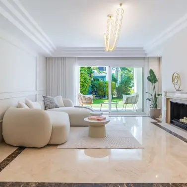 Venta de apartamento en planta baja en Sierra Blanca