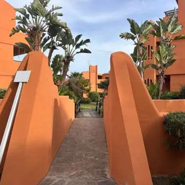 Venta de apartamento en planta baja en Estepona