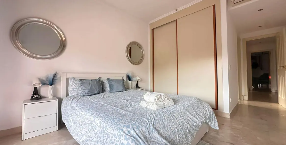 Venta de apartamento en planta baja en Estepona 4