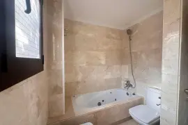 Image 7 thumb