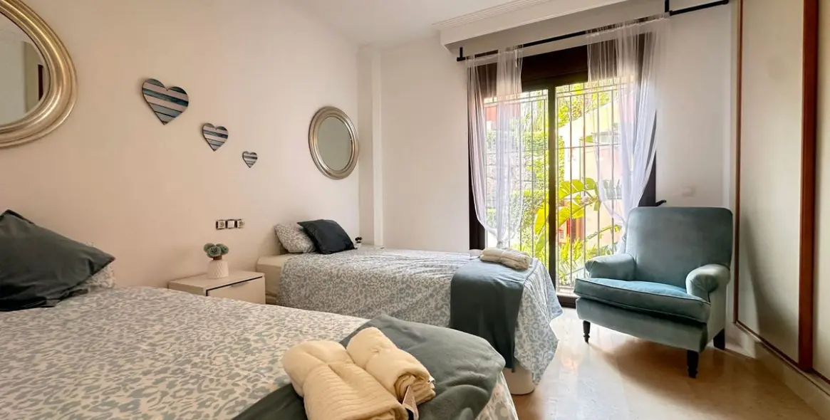 Venta de apartamento en planta baja en Estepona 8