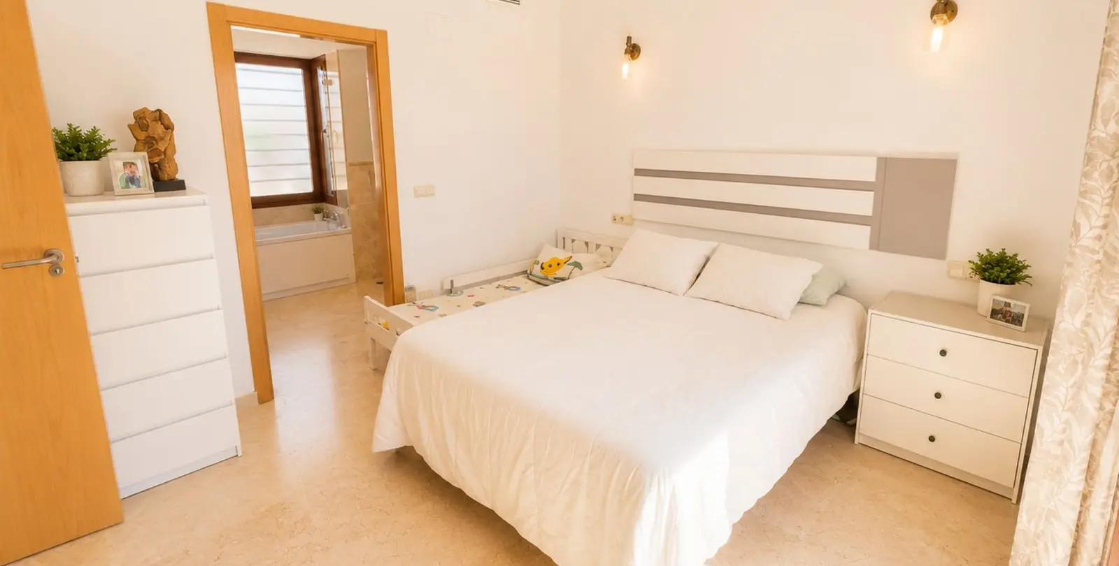 Venta de casa pareada en Casares Playa 13