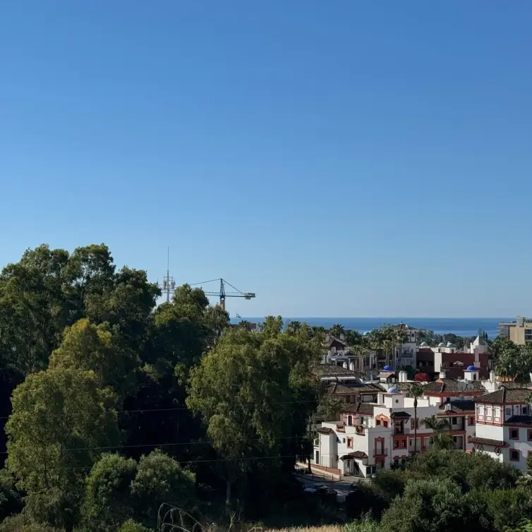 Sale of middle floor apartment in Atalaya