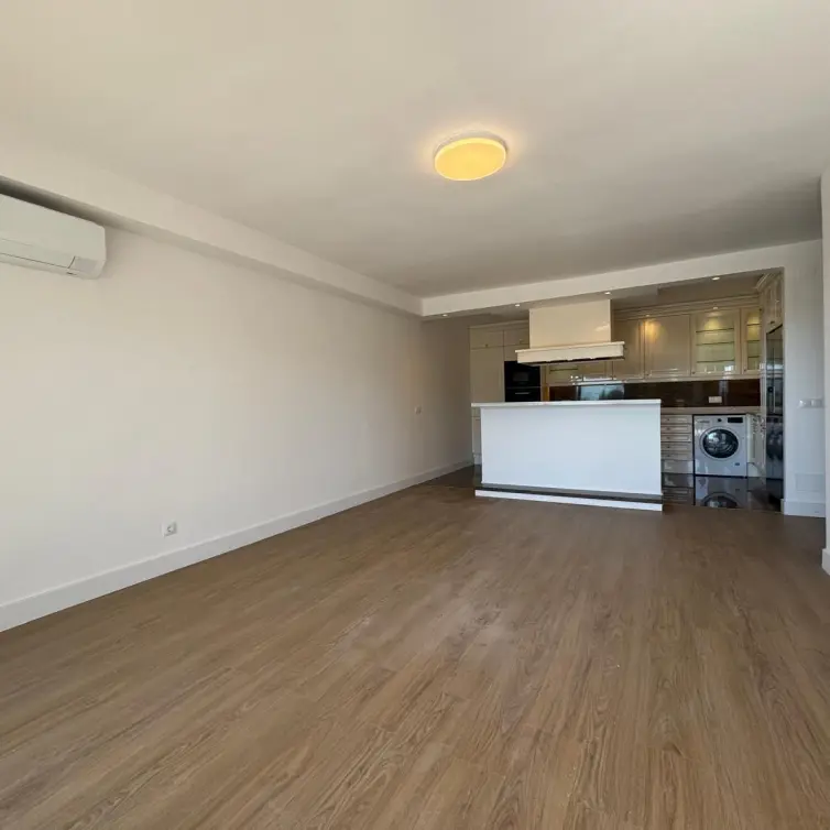 Sale of middle floor apartment in Atalaya