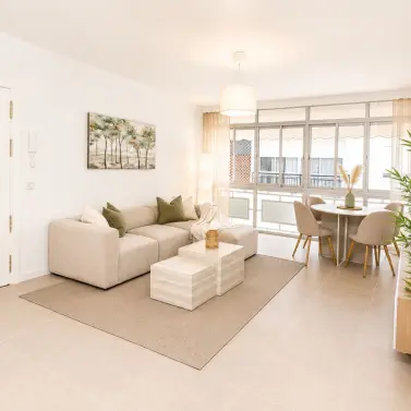 Sale of penthouse in Estepona