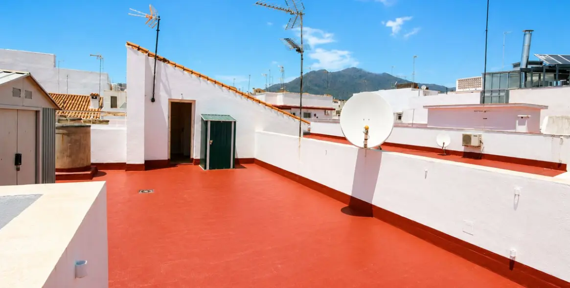 Продажа пентхауса в Estepona 17