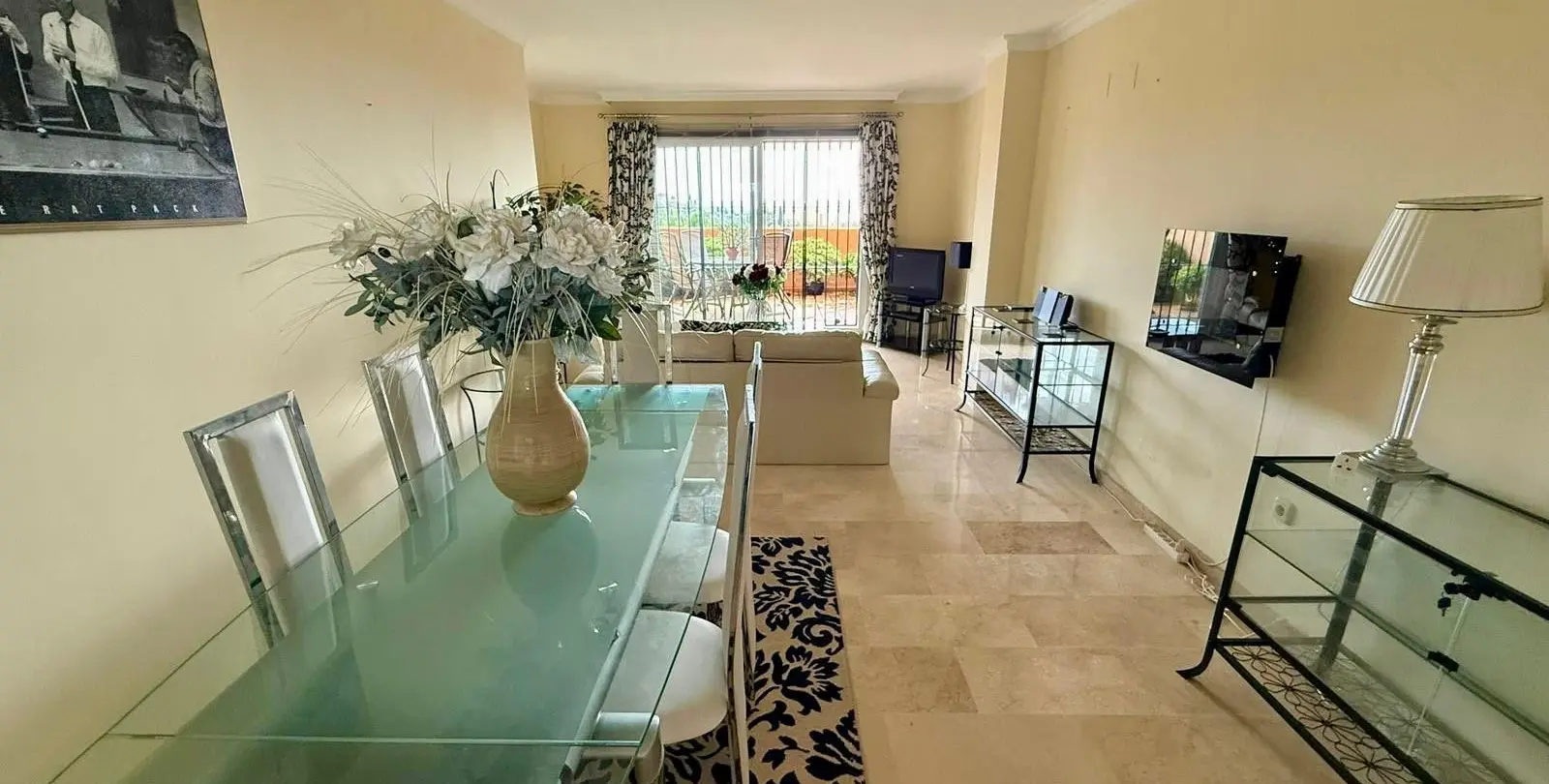 Продажа апартаментов на среднем этаже в Elviria 5