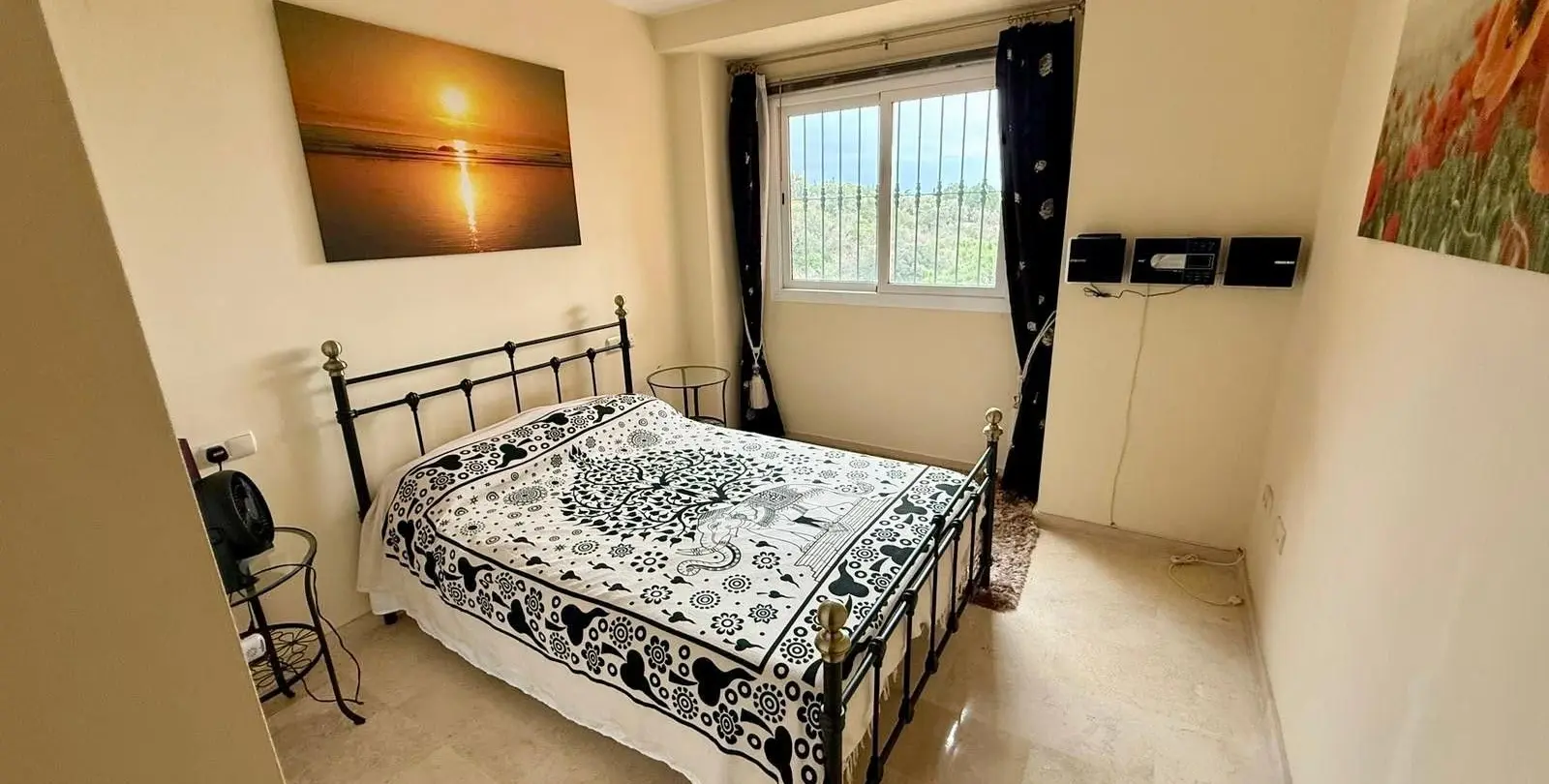 Продажа апартаментов на среднем этаже в Elviria 10