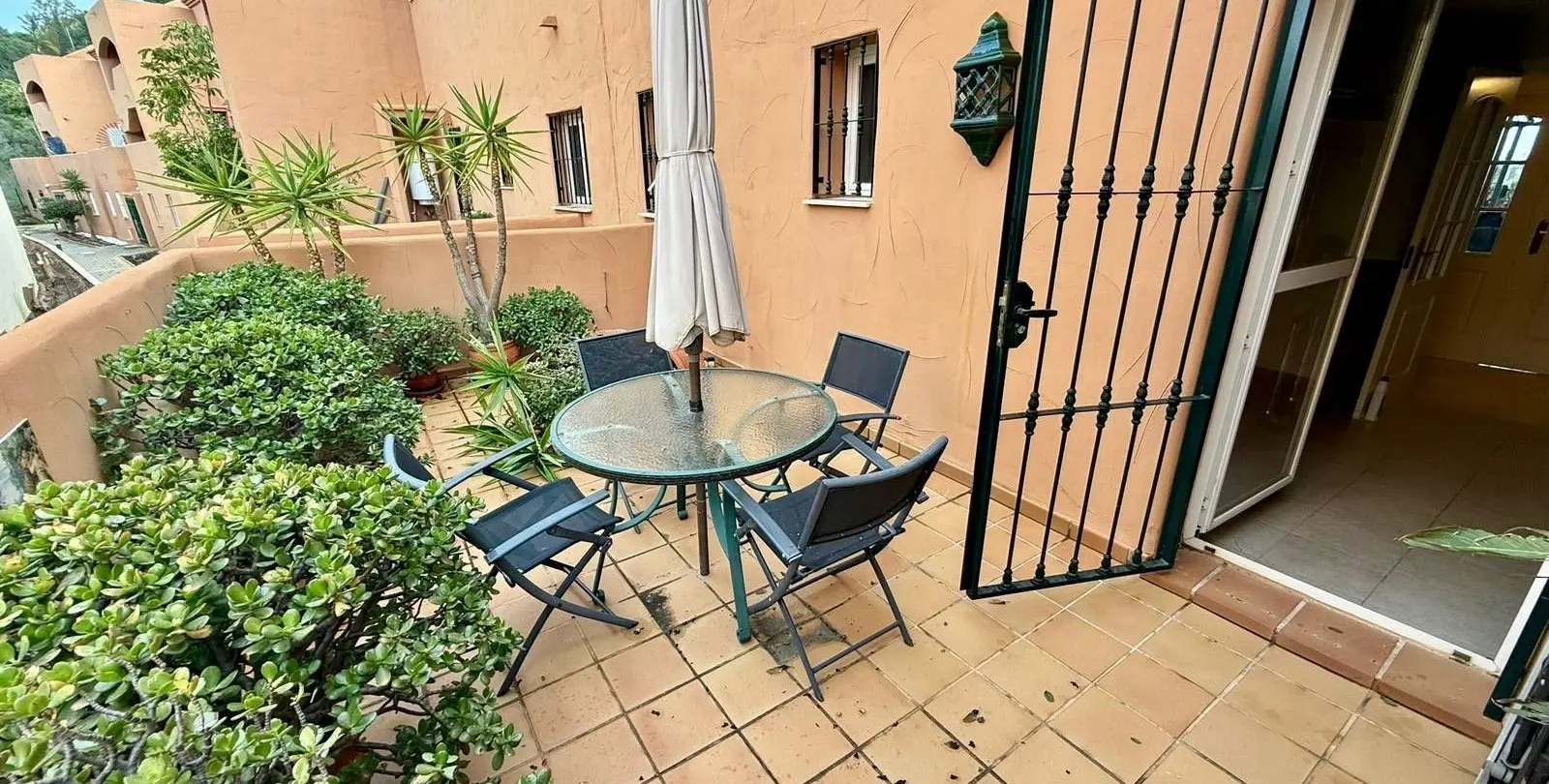 Продажа апартаментов на среднем этаже в Elviria 15