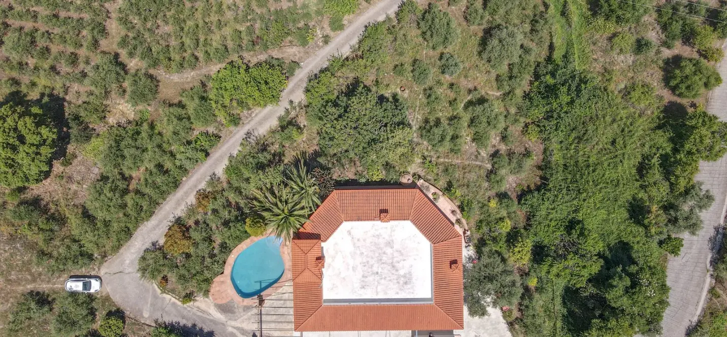 Sale of detached villa in Monda 4