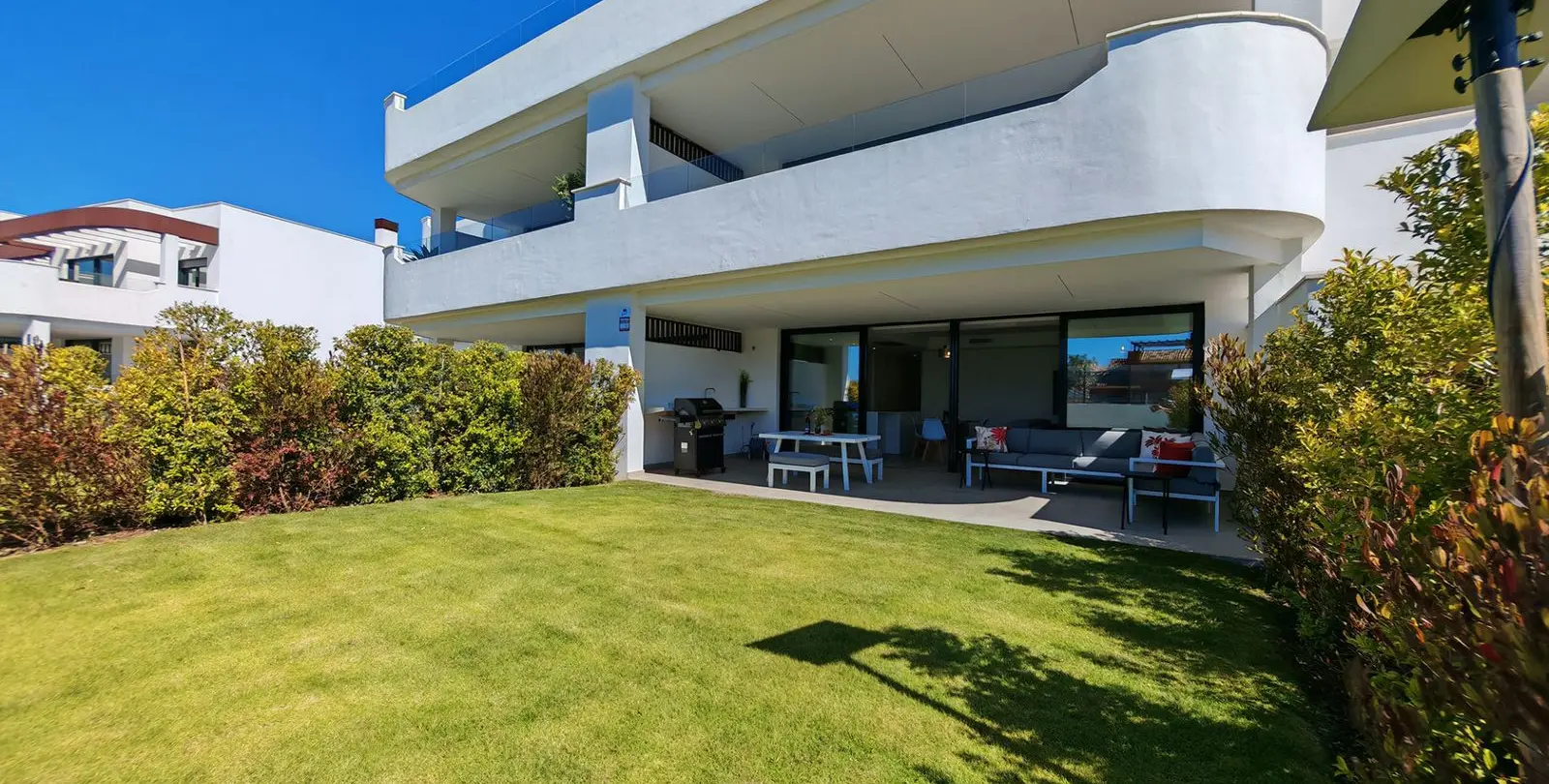 Venta de apartamento en planta baja en Cancelada 1