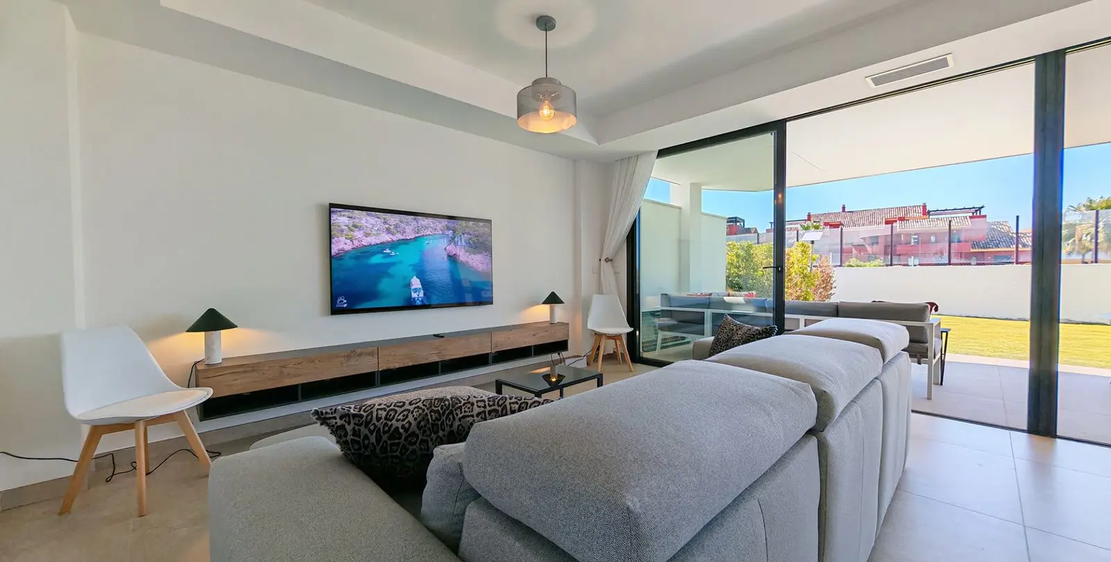 Venta de apartamento en planta baja en Cancelada 3