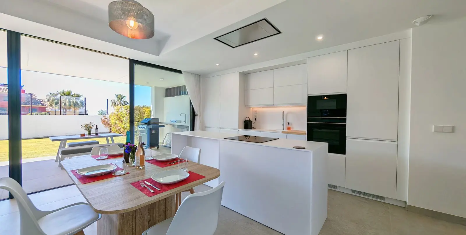 Venta de apartamento en planta baja en Cancelada 4