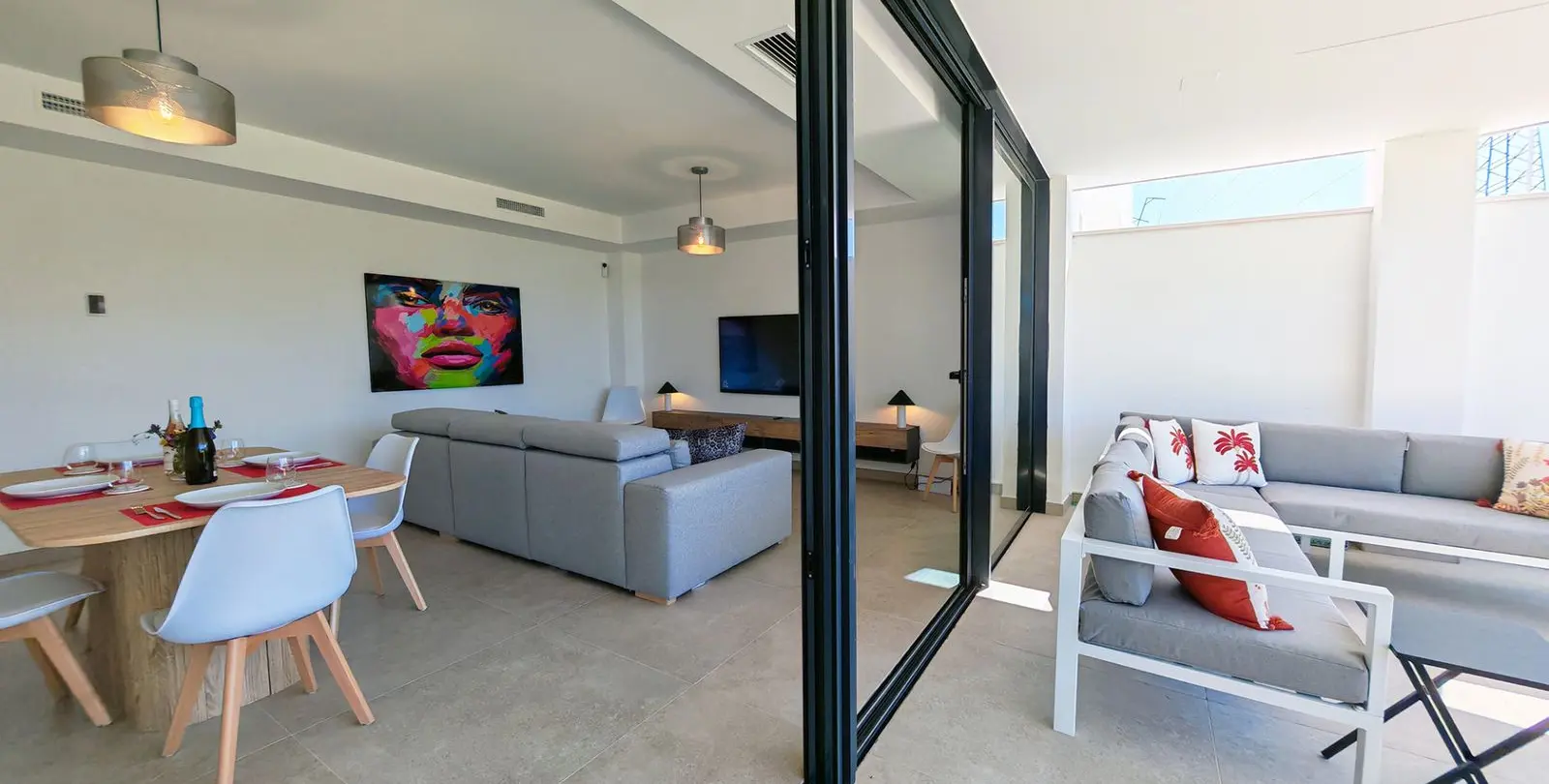 Venta de apartamento en planta baja en Cancelada 7