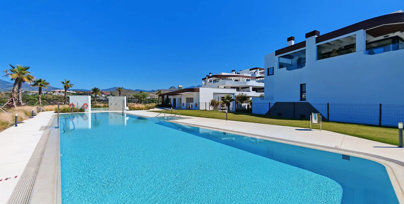 Venta de apartamento en planta baja en Cancelada 17