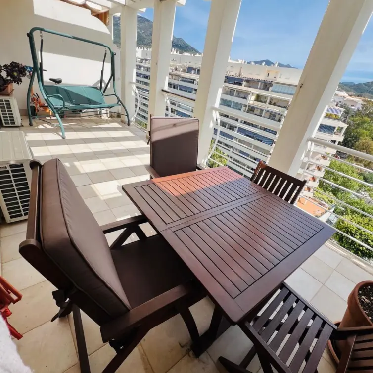 Sale of penthouse duplex in Marbella