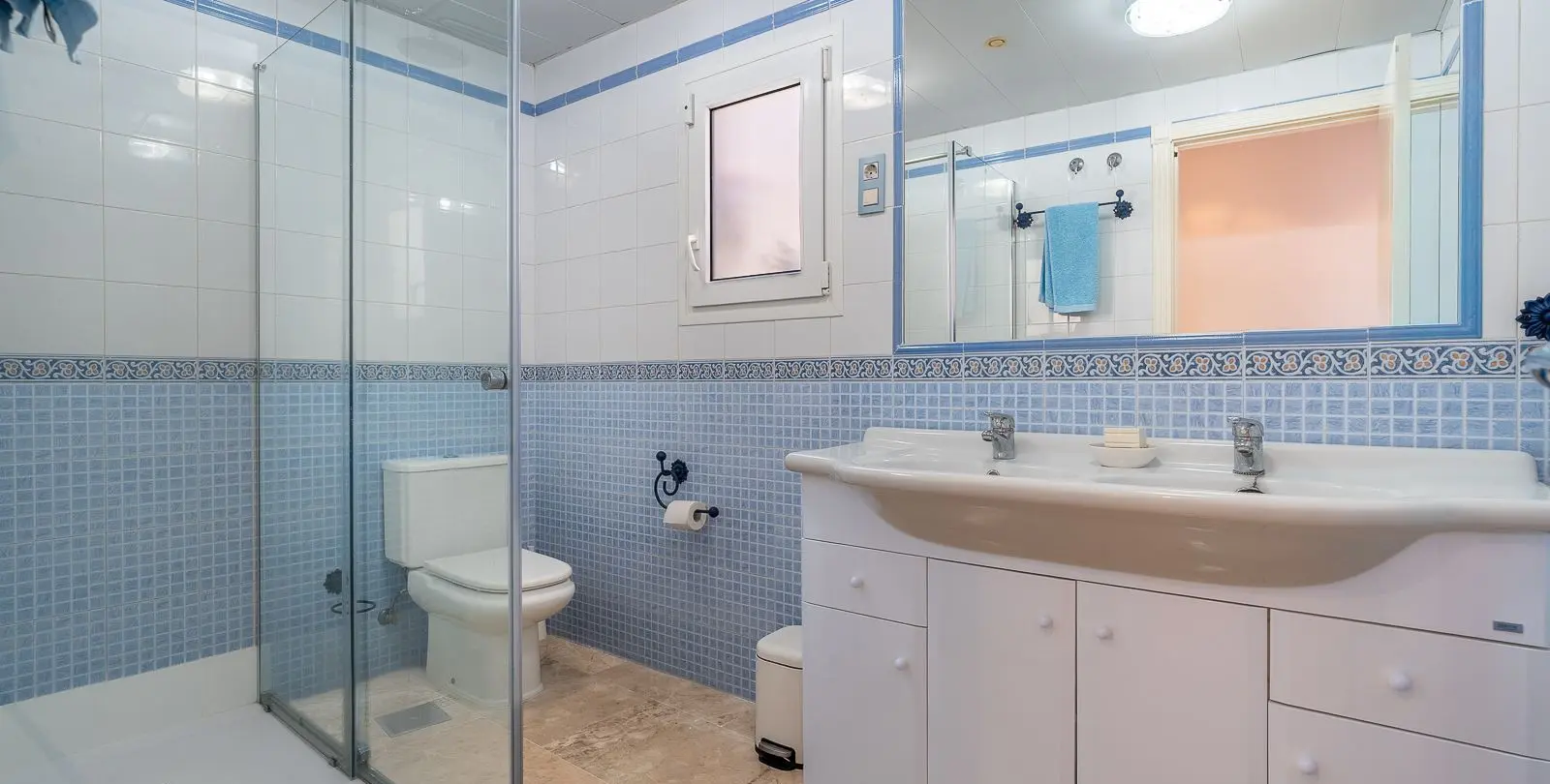 Sale of penthouse in Riviera del Sol 4
