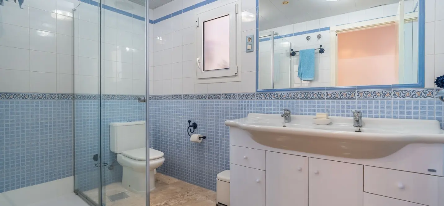Sale of penthouse in Riviera del Sol 3