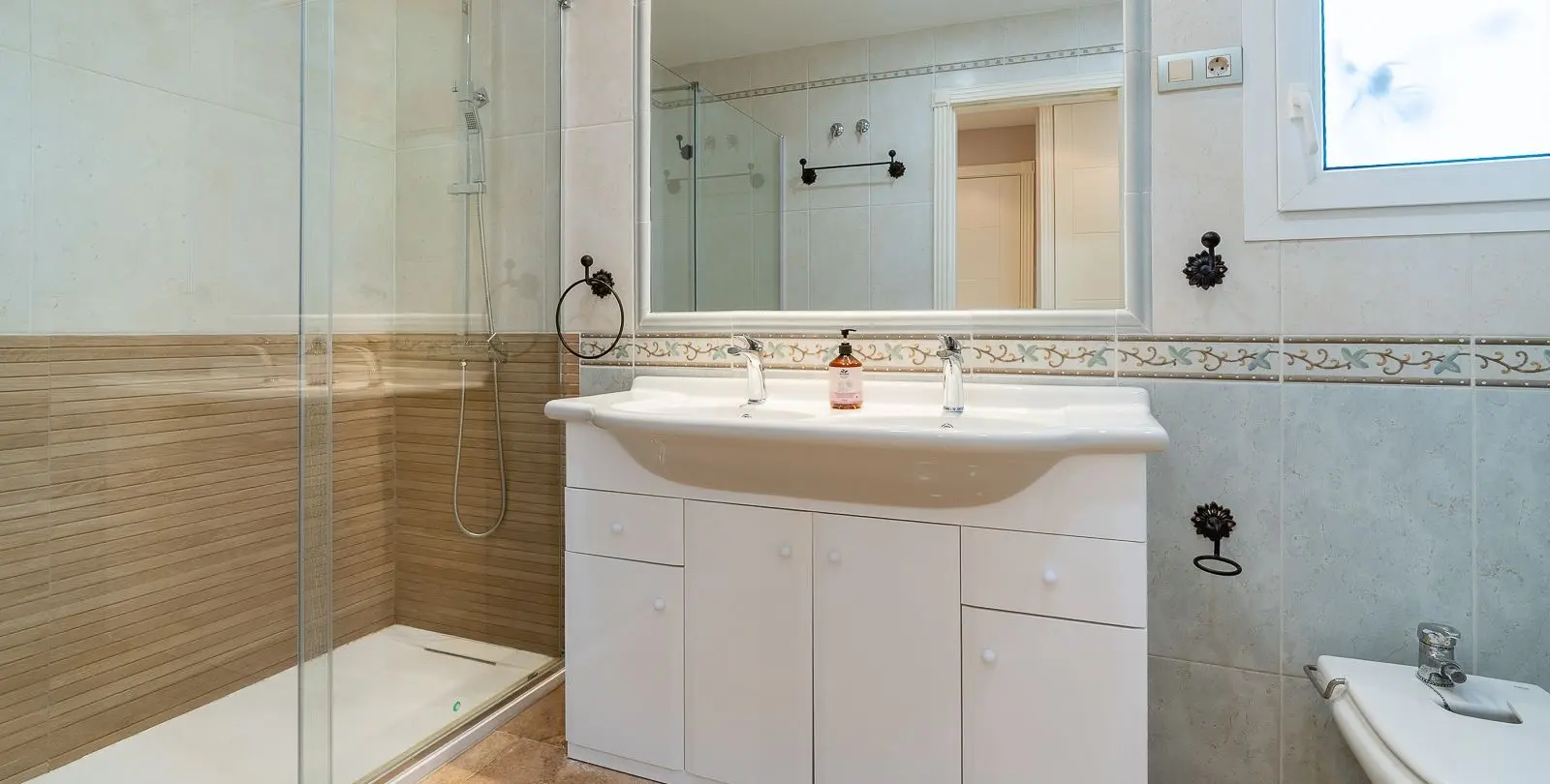 Sale of penthouse in Riviera del Sol 10