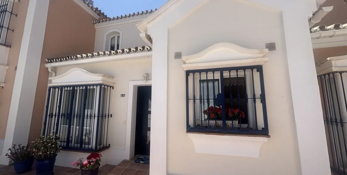 Продажа таунхауса в Nueva Andalucía 8