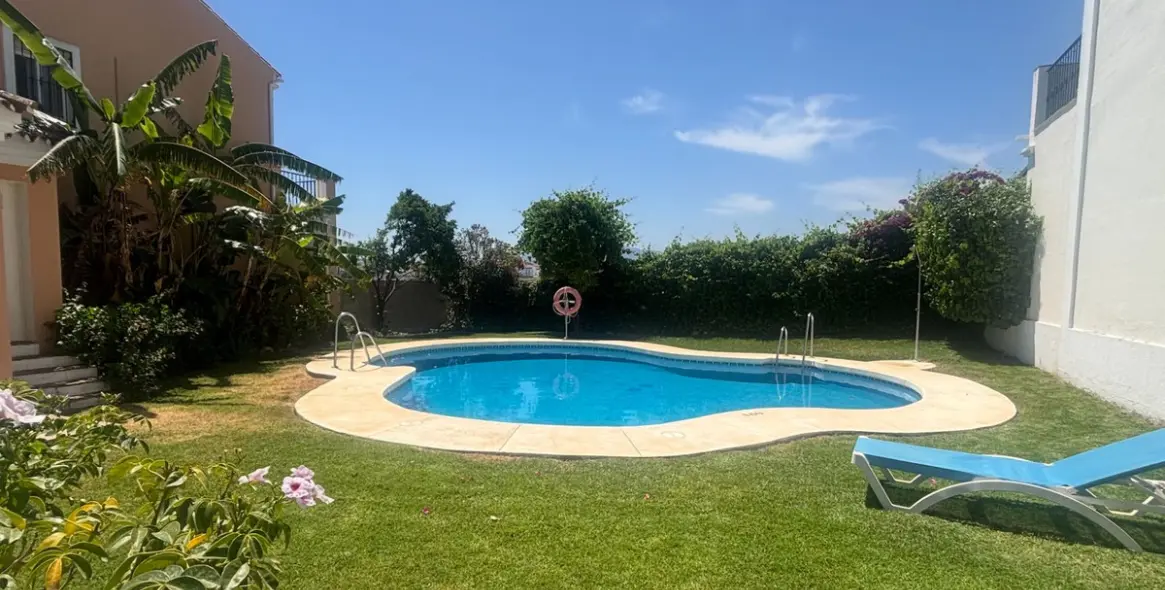 Venta de adosado en Nueva Andalucía 46