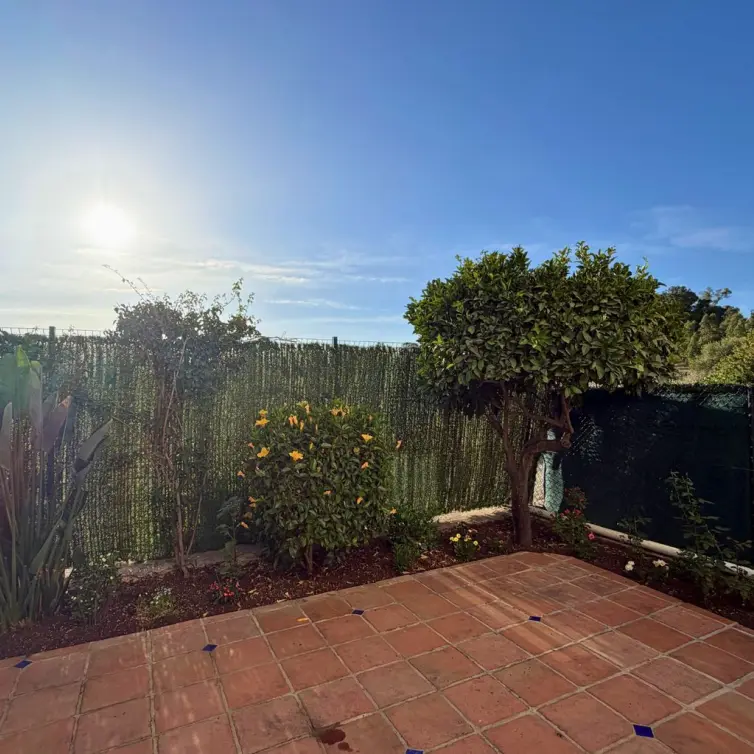 Sale of townhouse in Nueva Andalucía
