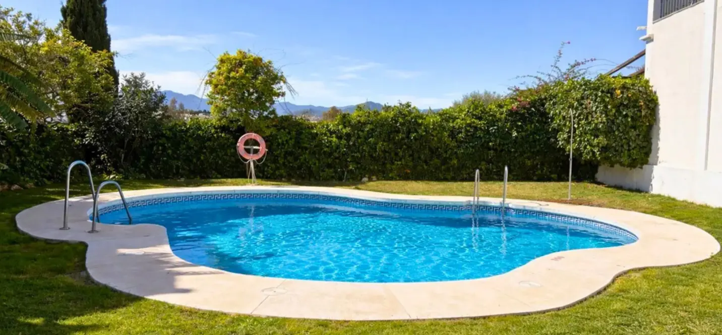 Sale of townhouse in Nueva Andalucía 3