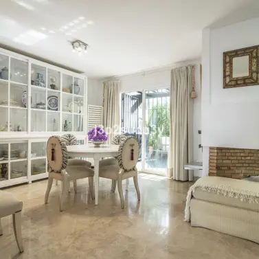 Sale of semi-detached house in Nueva Andalucía
