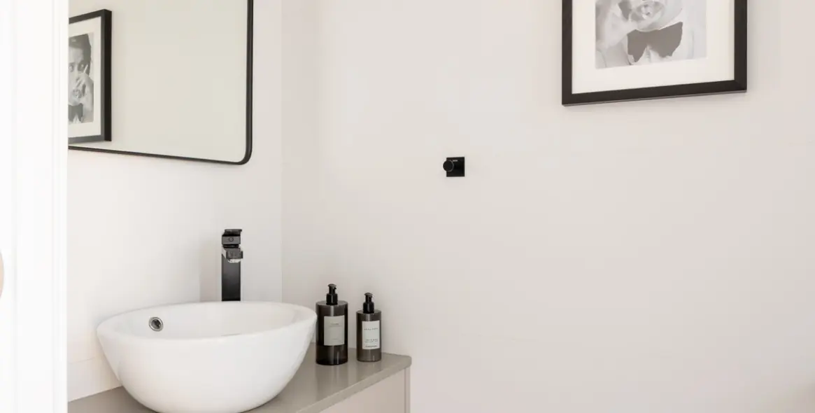 Sale of middle floor apartment in Nueva Andalucía 14