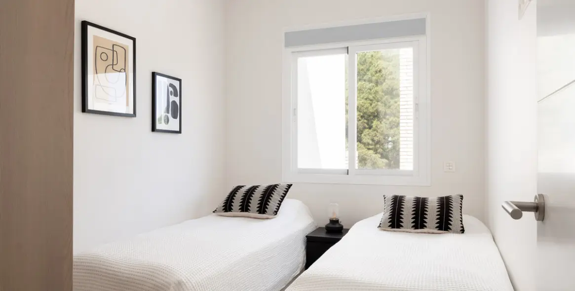 Sale of middle floor apartment in Nueva Andalucía 15