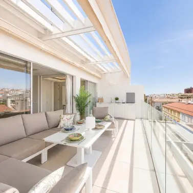 Продажа апартаментов на среднем этаже в Estepona