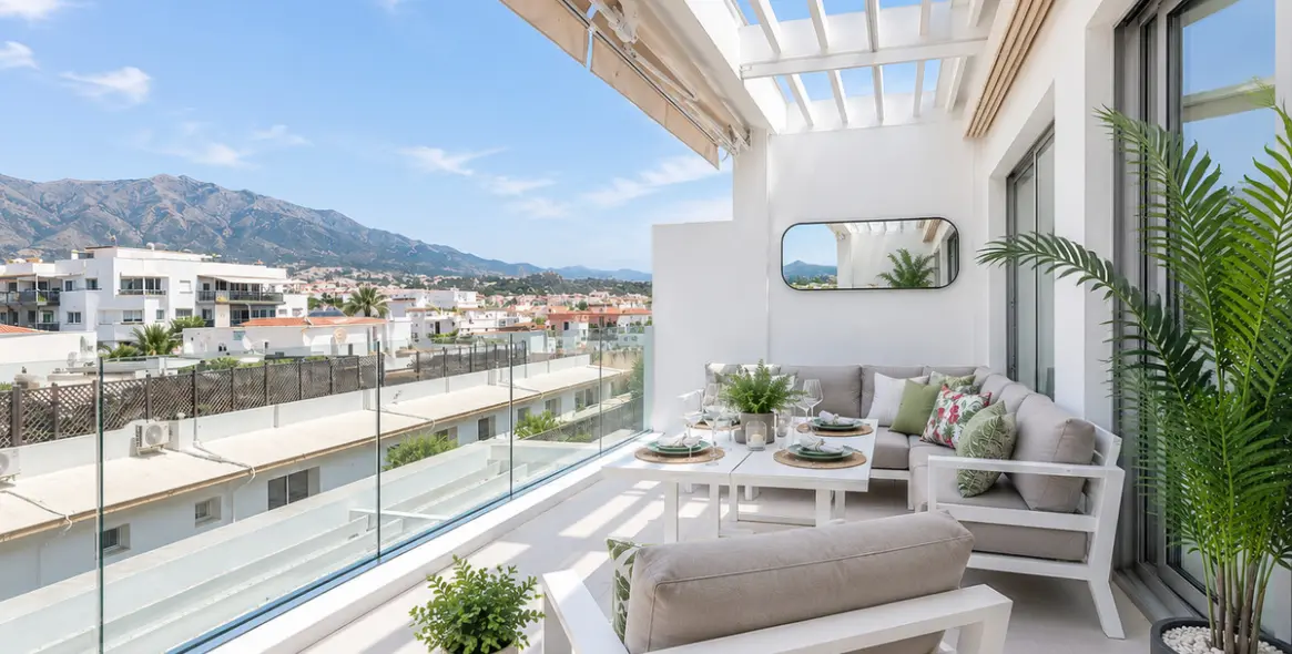 Продажа апартаментов на среднем этаже в Estepona 2