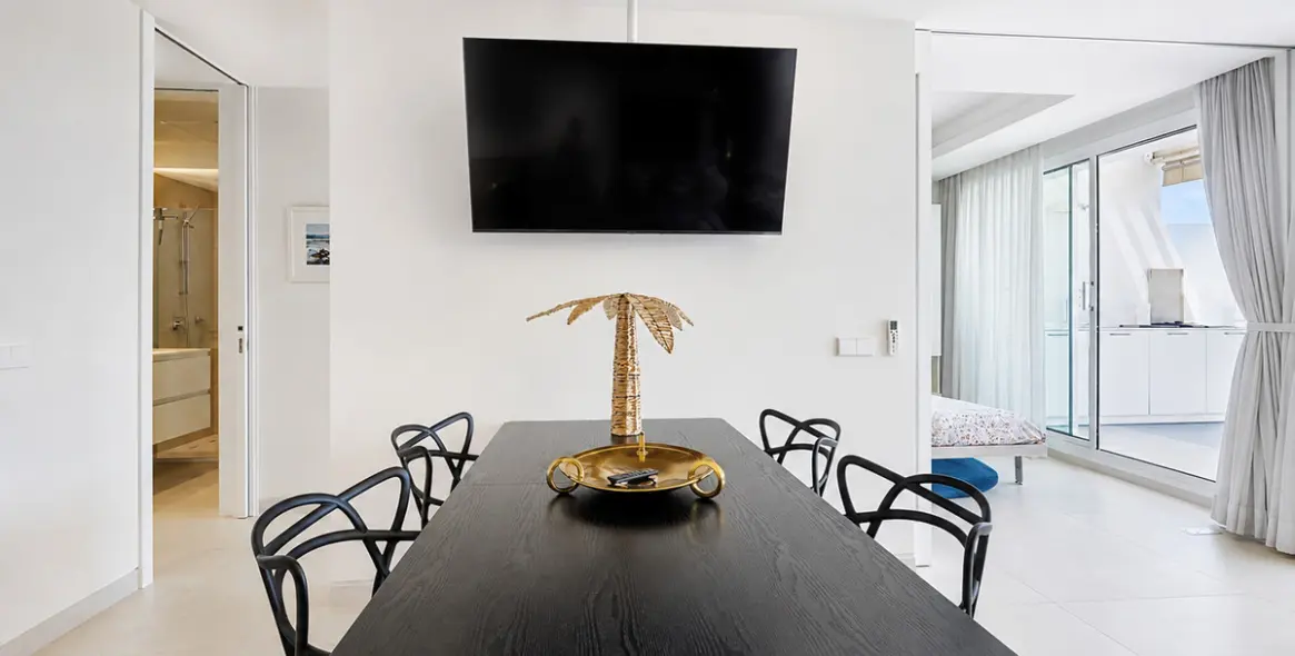 Продажа апартаментов на среднем этаже в Estepona 13