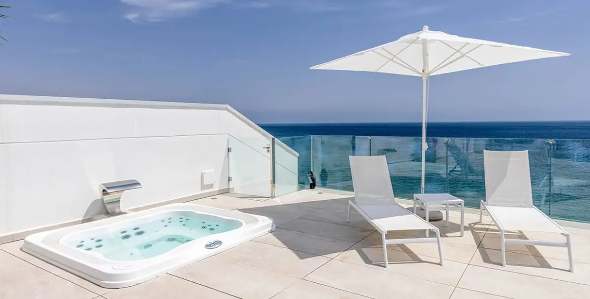Продажа апартаментов на среднем этаже в Estepona 46