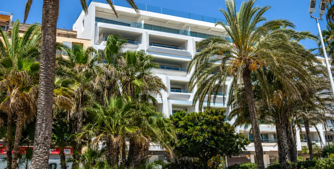 Продажа апартаментов на среднем этаже в Estepona 51