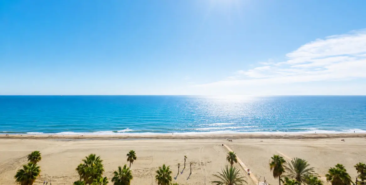 Продажа апартаментов на среднем этаже в Estepona 56