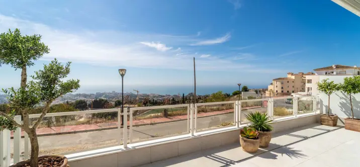 Venta de apartamento en planta baja en Benalmadena Pueblo 1