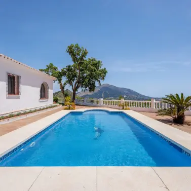 Venta de villa independiente en Coín