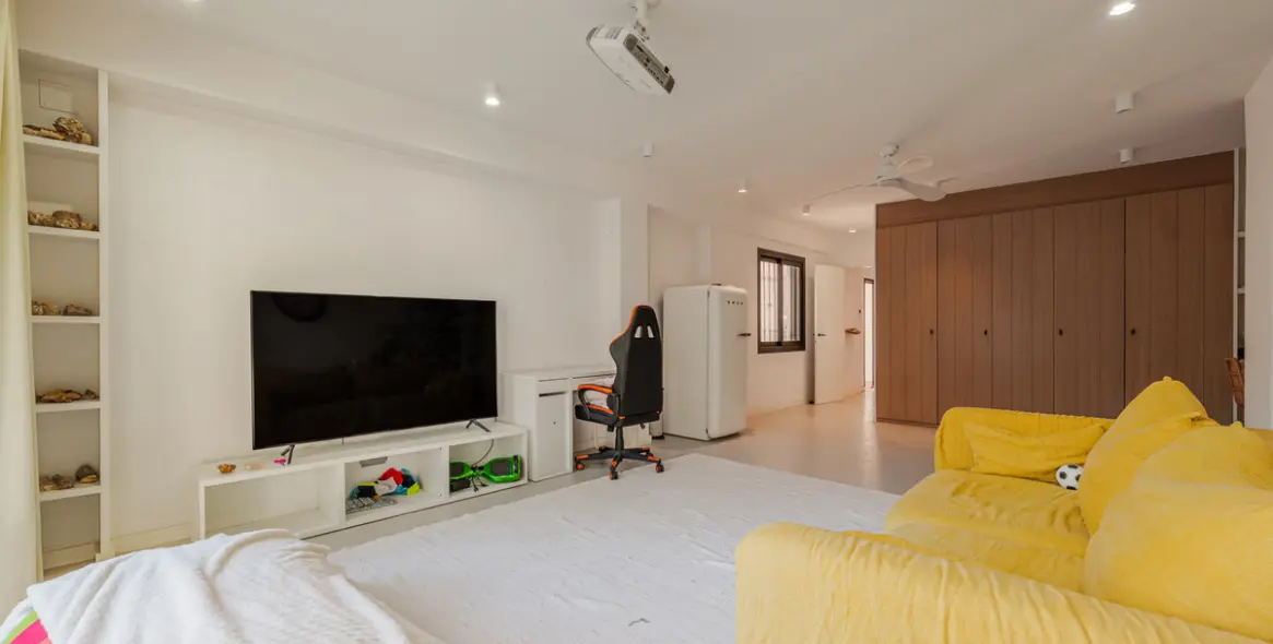 Venta de villa independiente en Pinares de San Anton 24