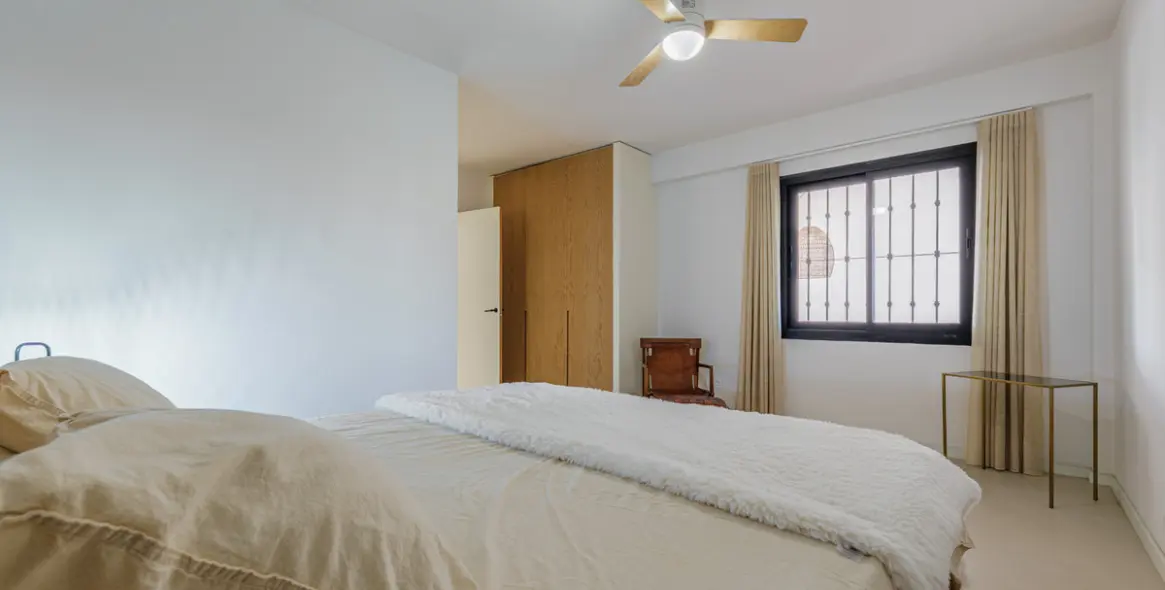 Venta de villa independiente en Pinares de San Anton 28