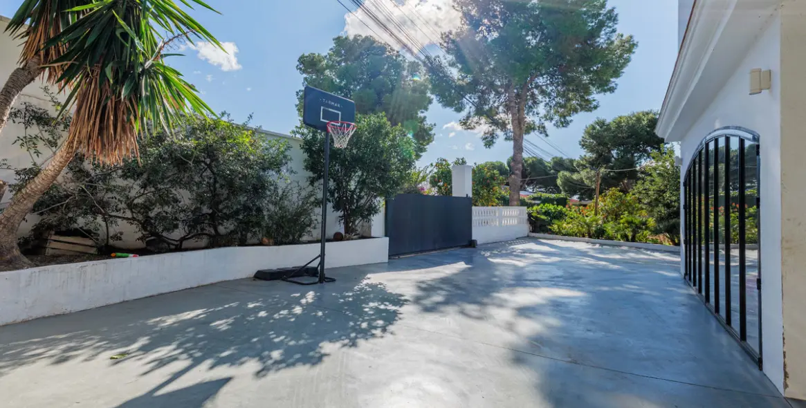 Venta de villa independiente en Pinares de San Anton 70