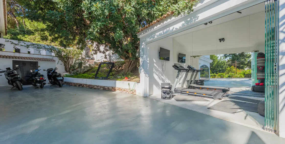 Venta de villa independiente en Pinares de San Anton 75