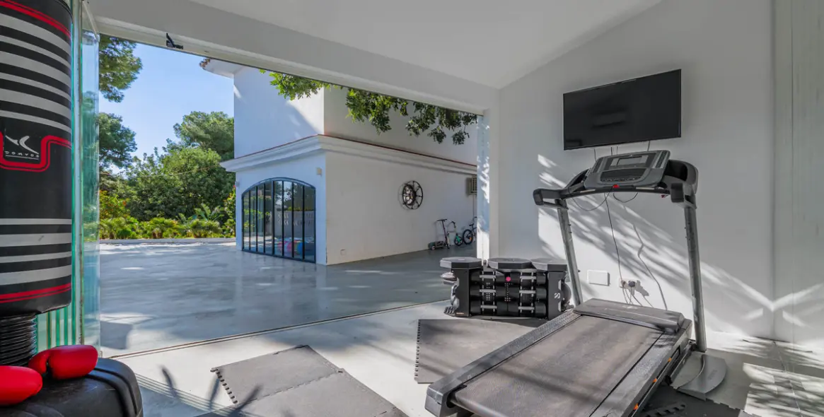Venta de villa independiente en Pinares de San Anton 76