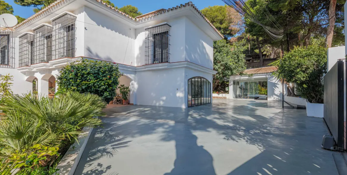 Venta de villa independiente en Pinares de San Anton 80