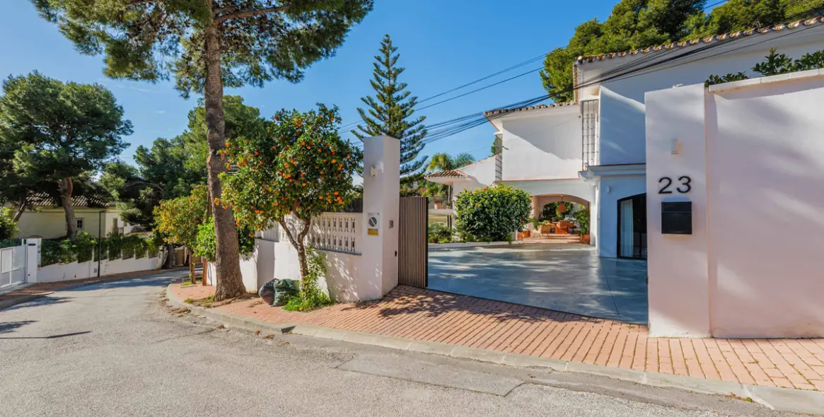 Venta de villa independiente en Pinares de San Anton 85