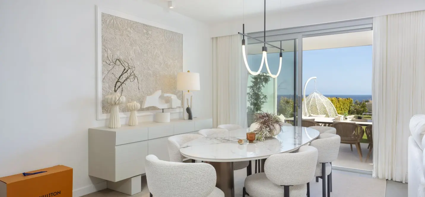 Sale of townhouse in Estepona 3