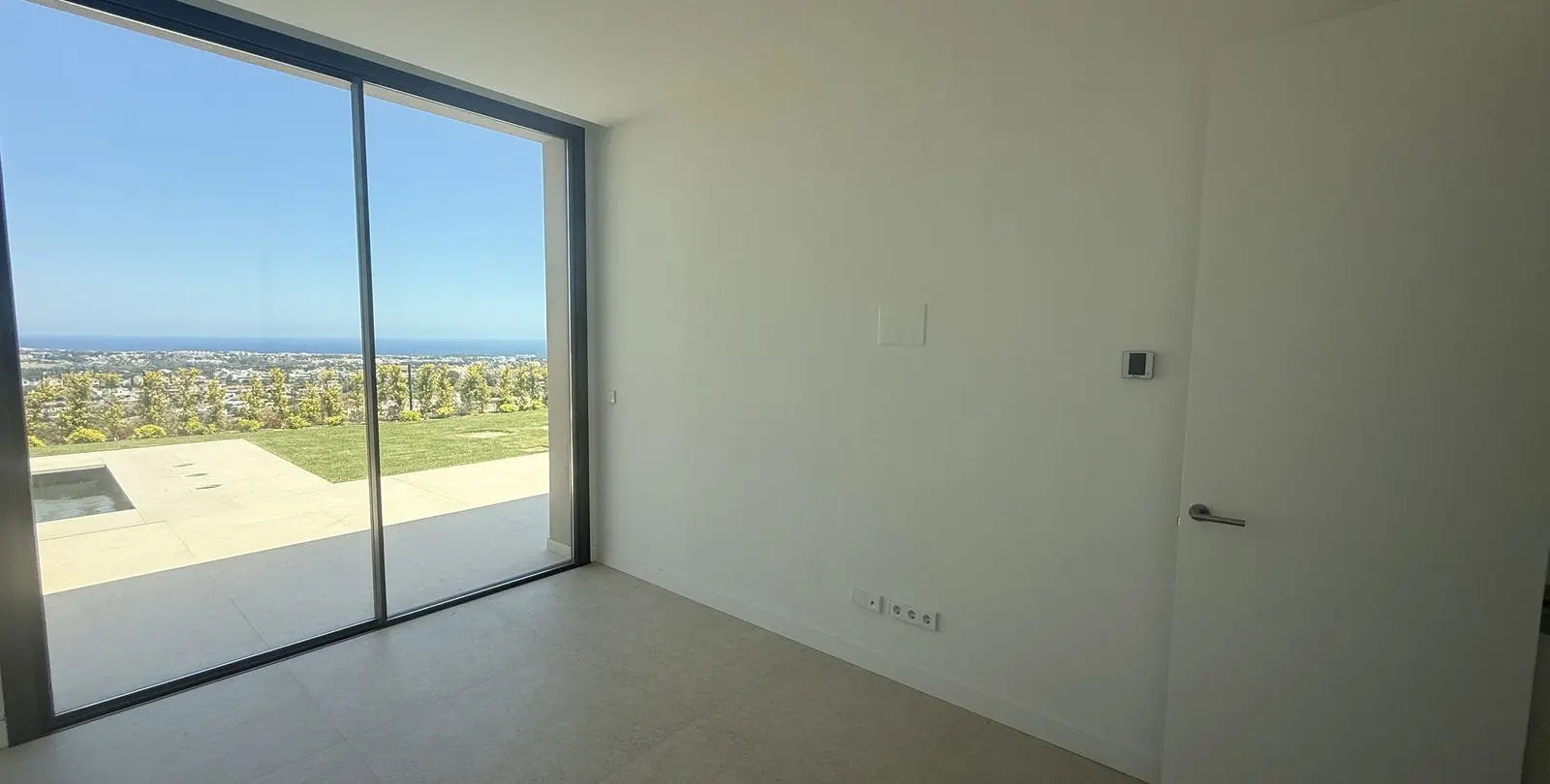 Sale of detached villa in Benahavís 13