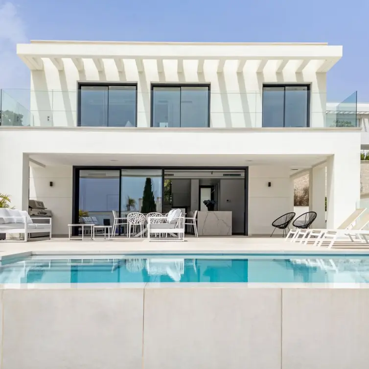 Продажа  отдельно стоящей виллы в La Cala de Mijas